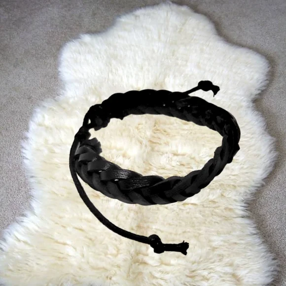 🎄10/$20. Black  P. U. Leather Bracelet - Picture 3 of 3